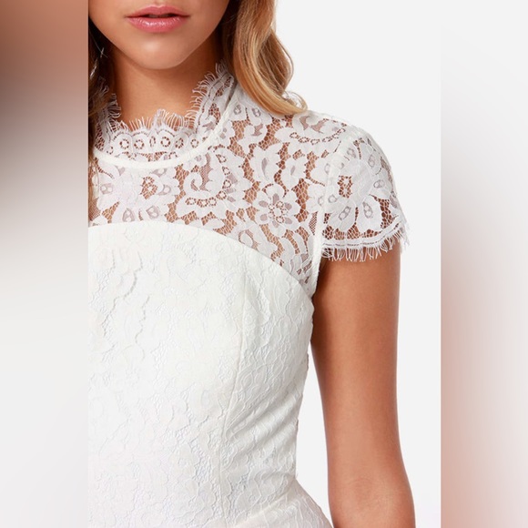 Keepsake Run the World Ivory White Lace Dress Small NWOT Bridal Graduation - Picture 5 of 6